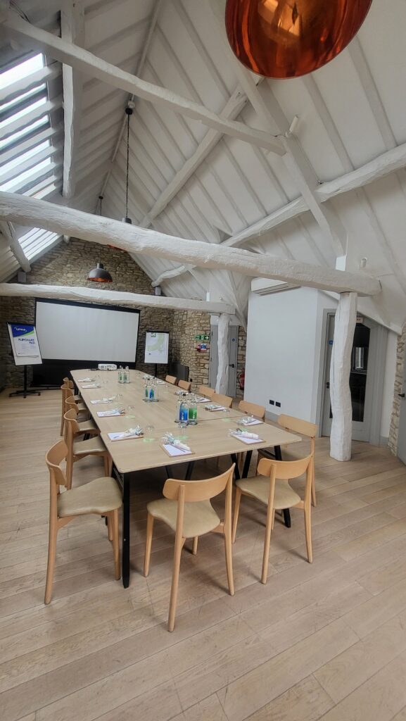 Barn Boardroom 577x1024