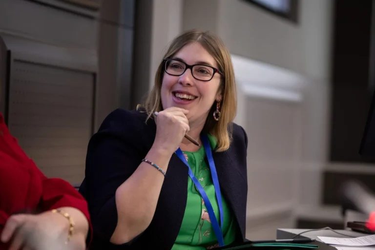 Claire R conf 2 768x512