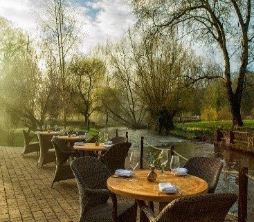 MMI riverside dining